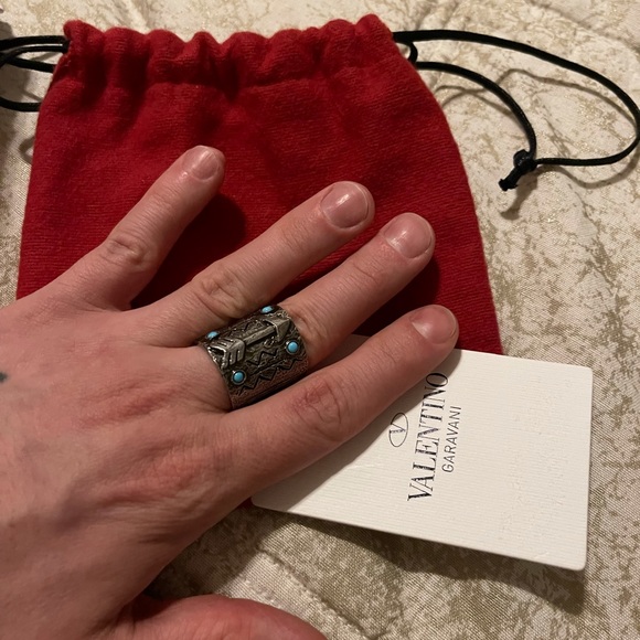 Valentino Garavani men silvertone turquoise etched ring . - Picture 8 of 9